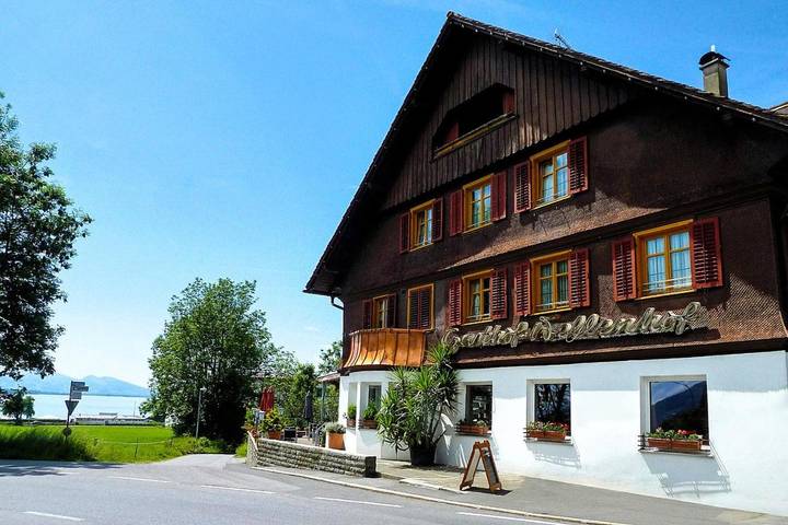 Hotel für 2 Personen in Lochau