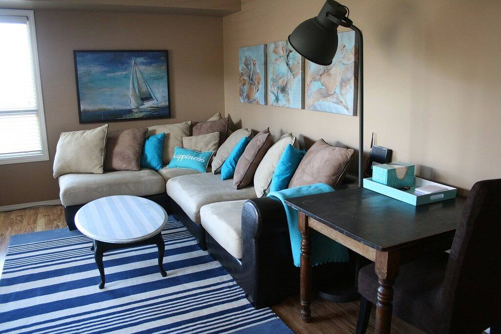 Ganze Wohnung, Strand-themenorientierte Familie Condo (Schlafmöglichkeiten für 7) Am Lake Windermere Pointe in Invermere in Kootenay-Nationalpark