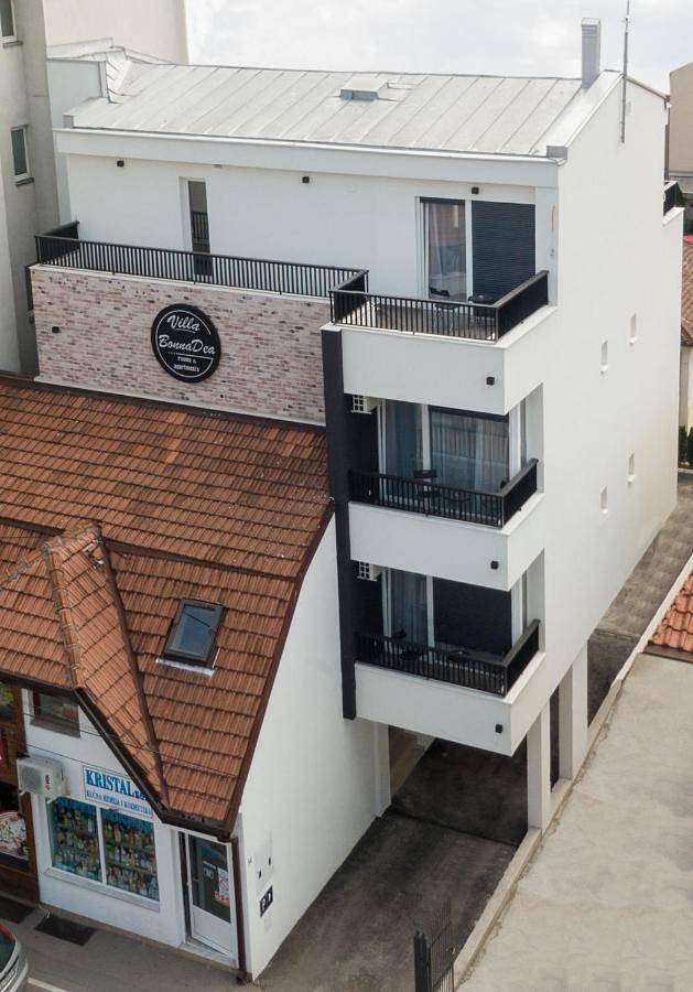 Appart’hôtel pour 2 personnes, avec terrasse, adapté aux familles