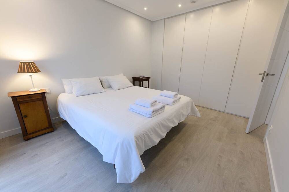 Ecological Villa 8 Minutes From San Sebastian in Hernani, Gipuzkoa