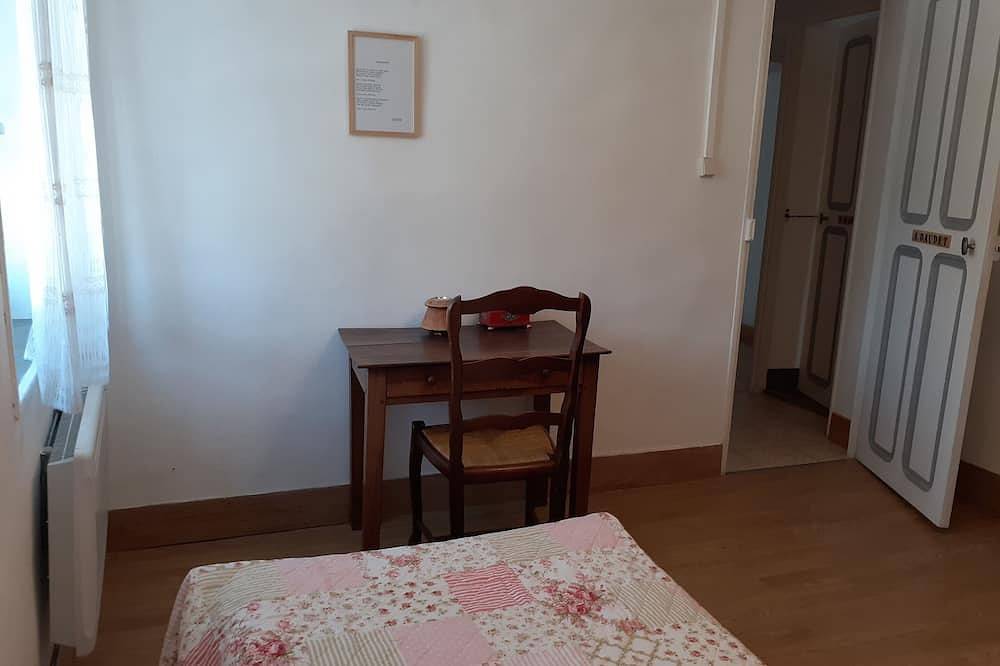 Ganze Wohnung, Pernes La Provencale in Pernes-les-Fontaines, Vaucluse