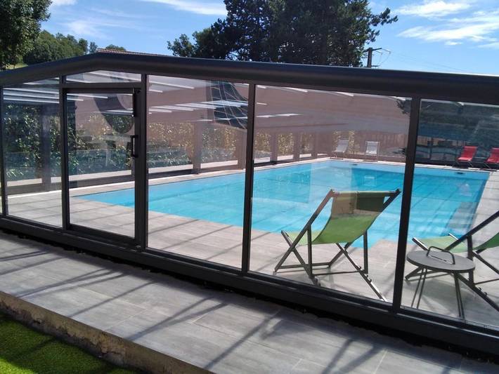 Hotel para 2 personas, con jardín y piscina, Se admiten mascotas - 1