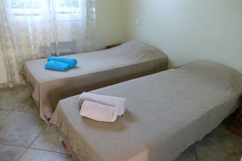 Appartamento intero, St Florent T3 Climatise Avec Piscine Proche Mer in Oletta, Calvi e dintorni