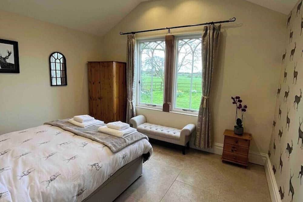Unique, Picturesque Cottage: Peaceful Location full of Wildlife - 1 bedroom rate in Merseyside