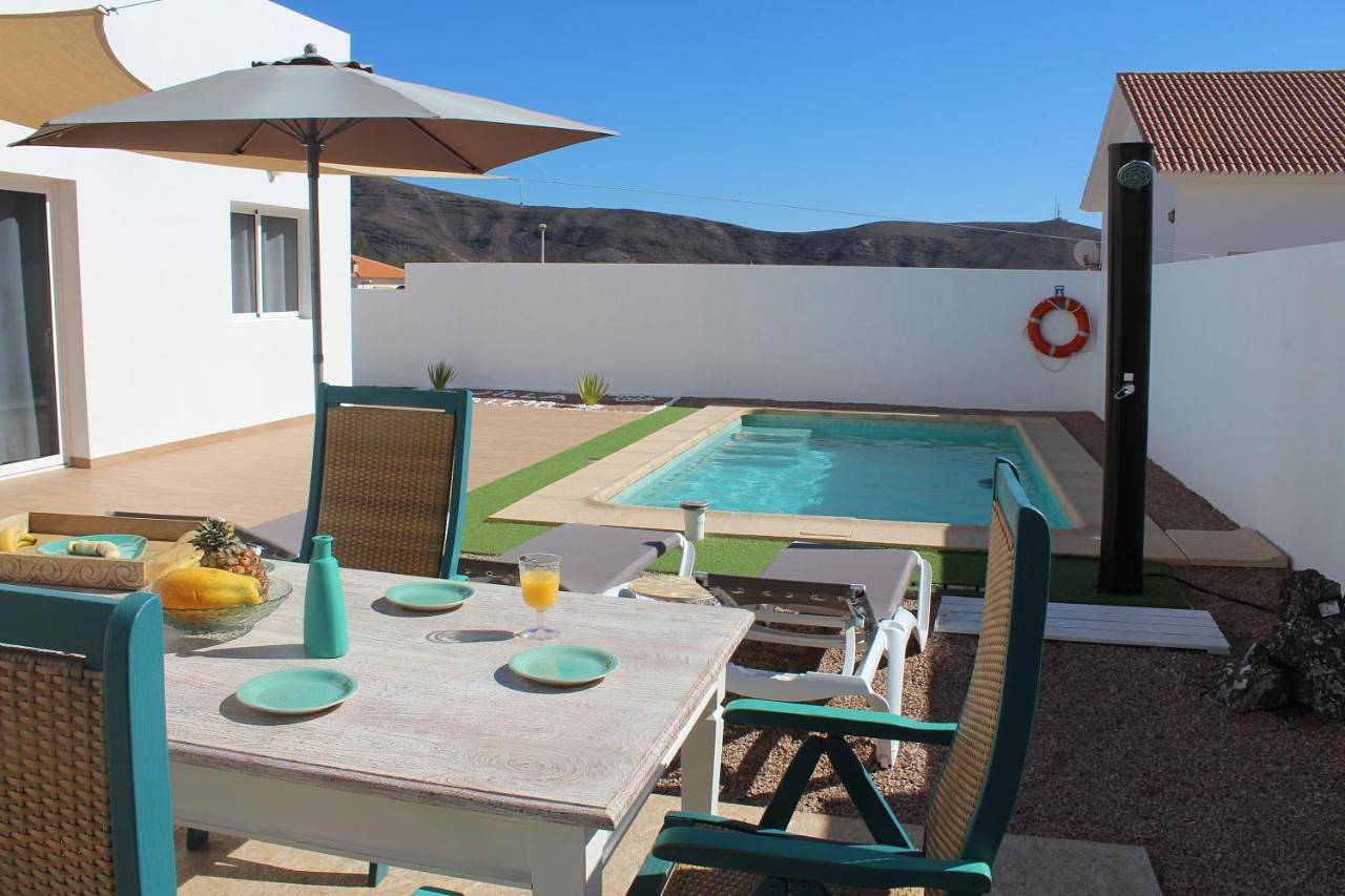 Casa piscina privada climatizada Tarajalejo 3 habitaciones in Tarajalejo, Tuineje
