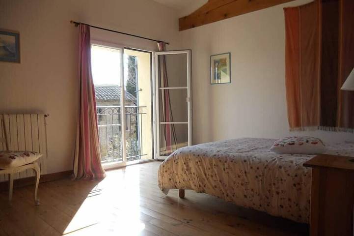 Location de vacances pour 10 personnes, avec jardin à Sarrians - 2