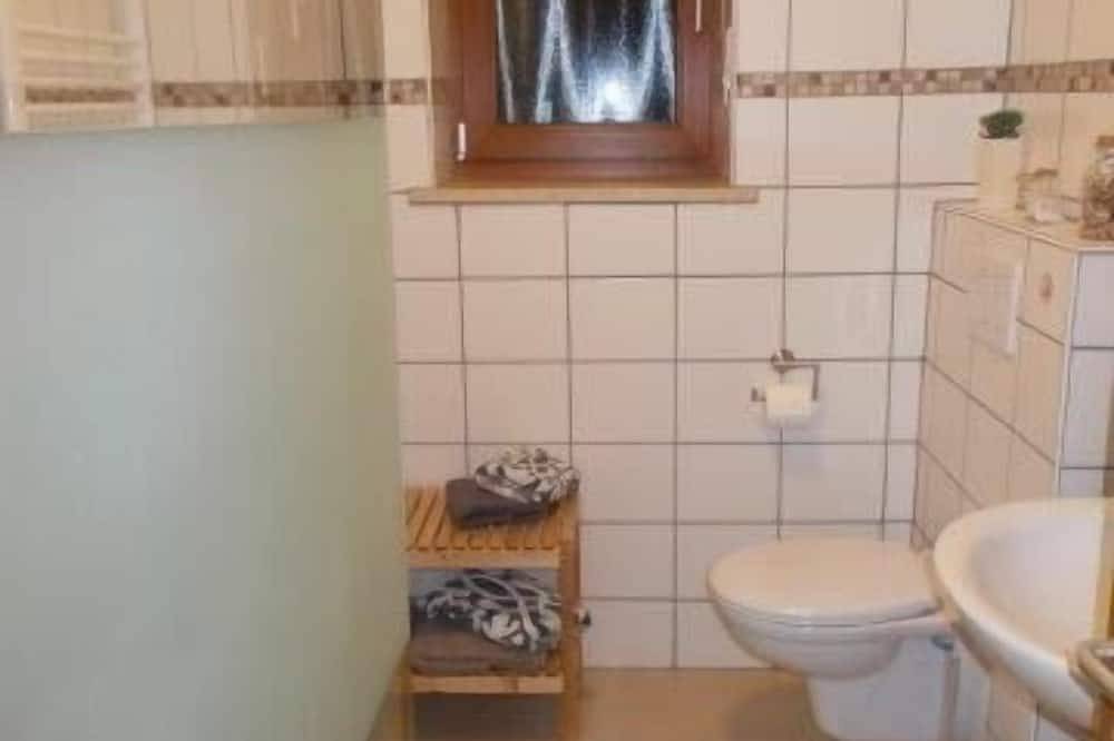 Ganze Wohnung, Ferienwohnung (50qm) mit Terrasse für bis zu 3 Personen in Kelheim, Altmühltal