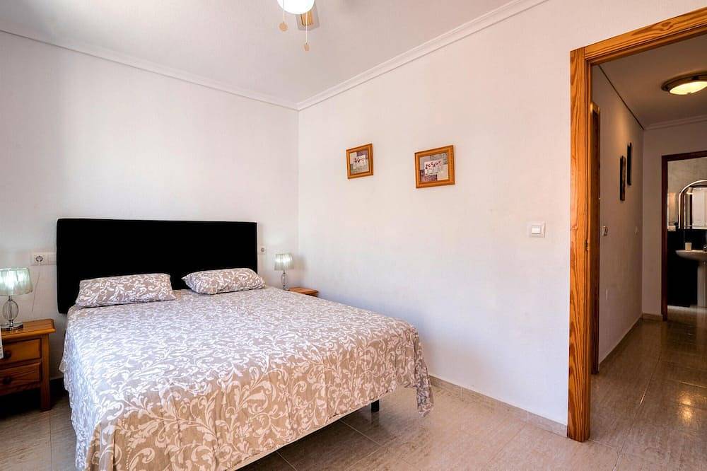 Gorgeous home in Santa Pola with Wifi in Santa Pola, Costa Blanca