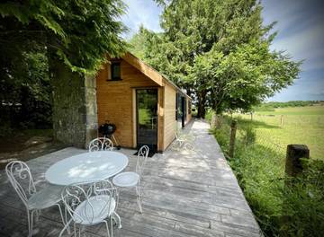 Maison de campagne pour 2 personnes, avec jacuzzi ainsi que terrasse et sauna à Laqueuille