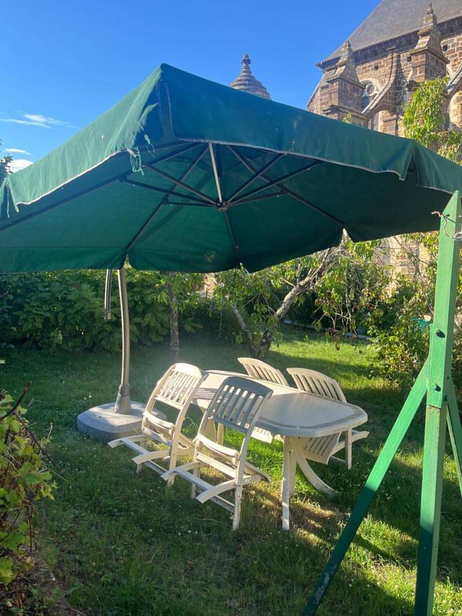 Location de vacances pour 5 personnes, avec terrasse et vue, animaux acceptés à Toucy - 3