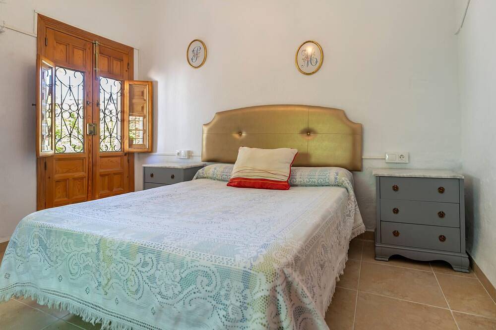 Lovely home in Canillas de Albaidas in Canillas de Albaida, Cordillera Penibética