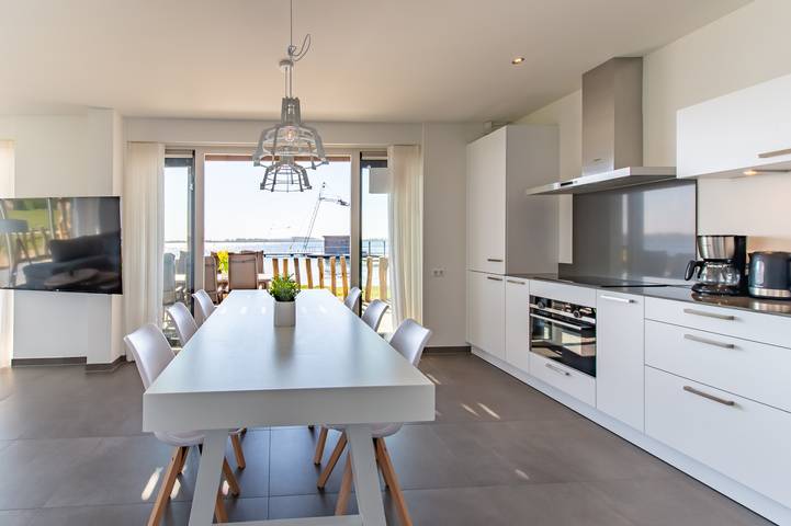 Ferienhaus für 6 Personen, mit Balkon/Terrasse und Whirlpool sowie Terrasse und Garten in Noord-Beveland - 4