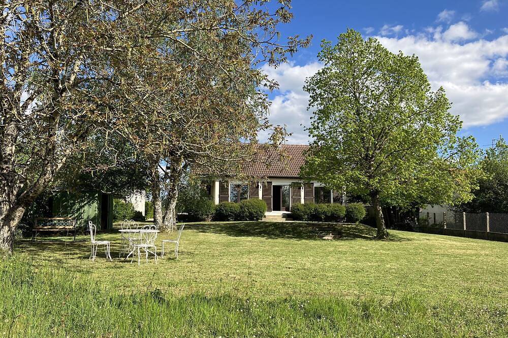 Maison avec jardin clos entre Beauval et Chenonceau. Classé 3 étoiles. in Thésée, Région de Romorantin-Lanthenay