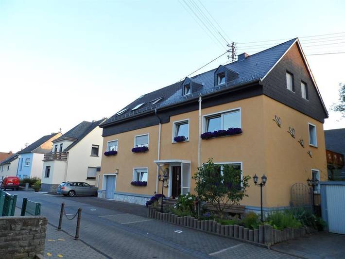 Ferienwohnung für 5 Personen, mit Balkon und Terrasse in Bendorf