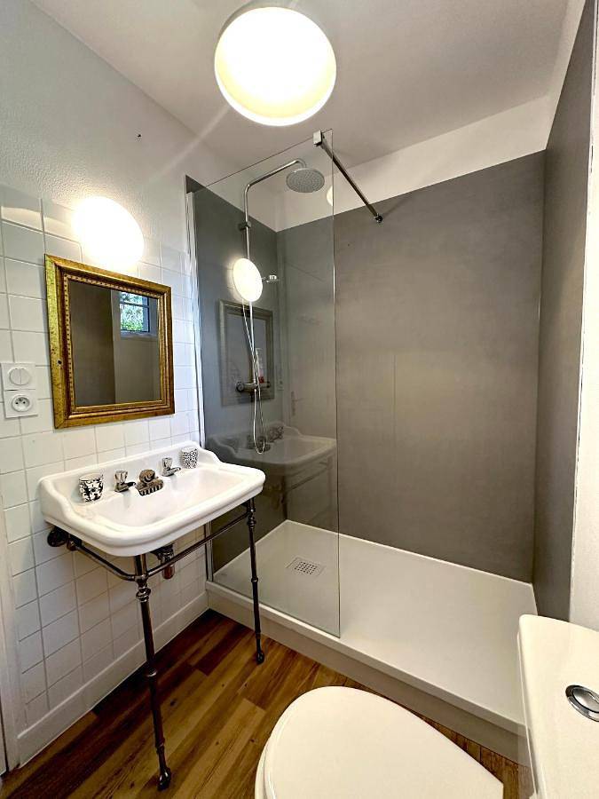 Chambre d'hôtes de charme Partager Enregistrer in Valognes, Côte de la Déroute