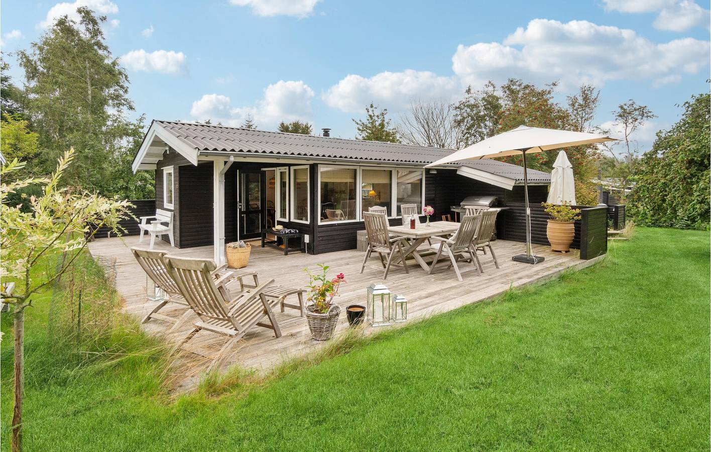 Vacation house for 6 people with yard in Vellerup, Skibby