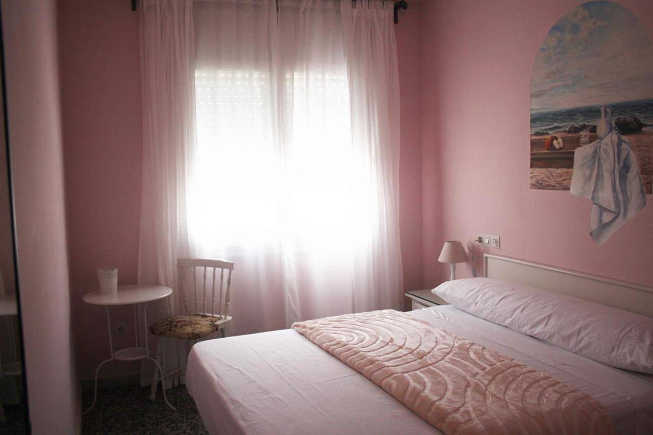 Standard Single Room in Figueras, Haut-Ampurdan