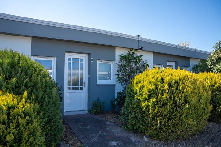 Bungalow für 4 Personen, mit Terrasse und Garten