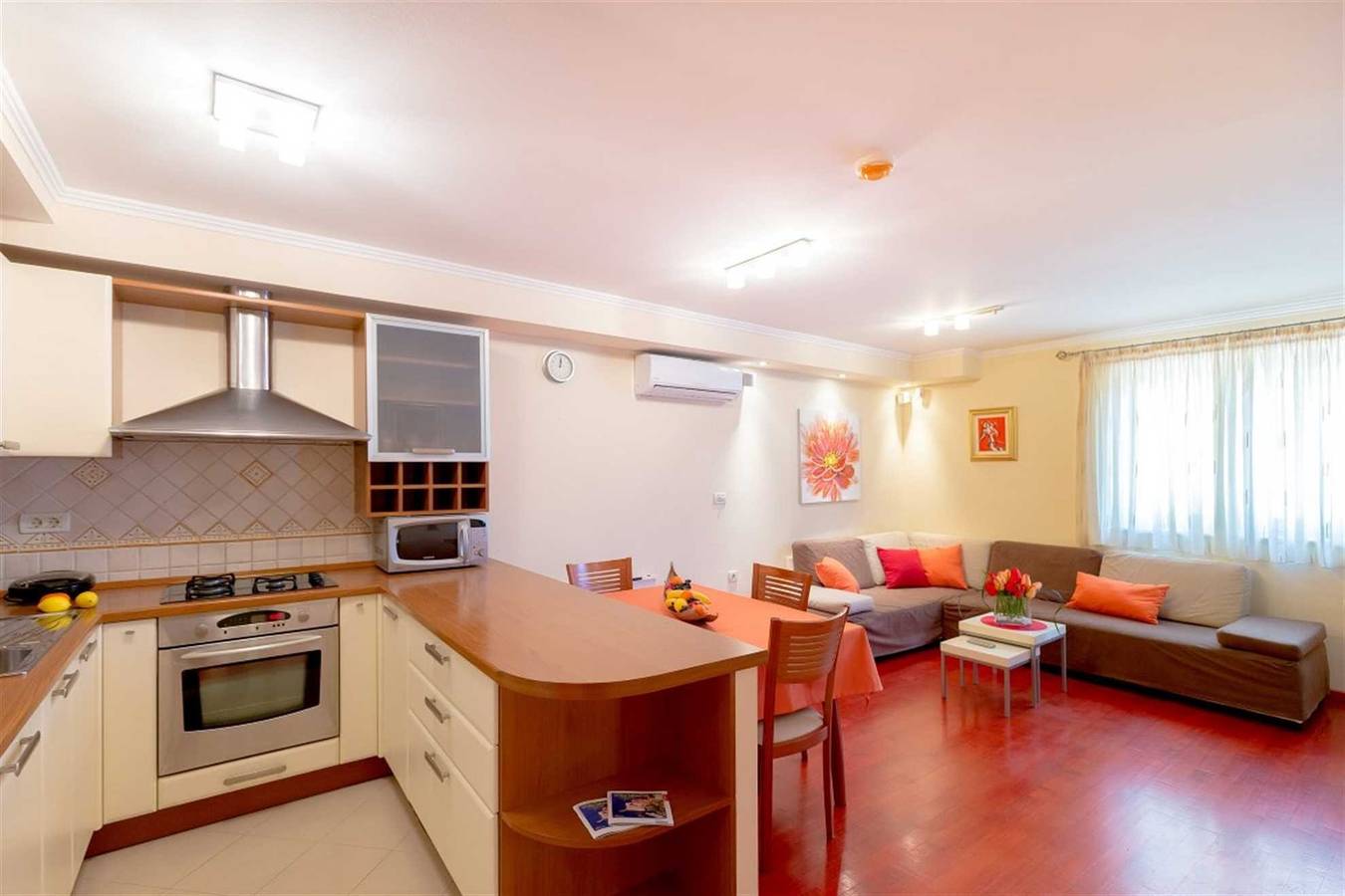 Entire apartment, Leona'S Central Lapad Suite in Dubrovnik, Grad Dubrovnik