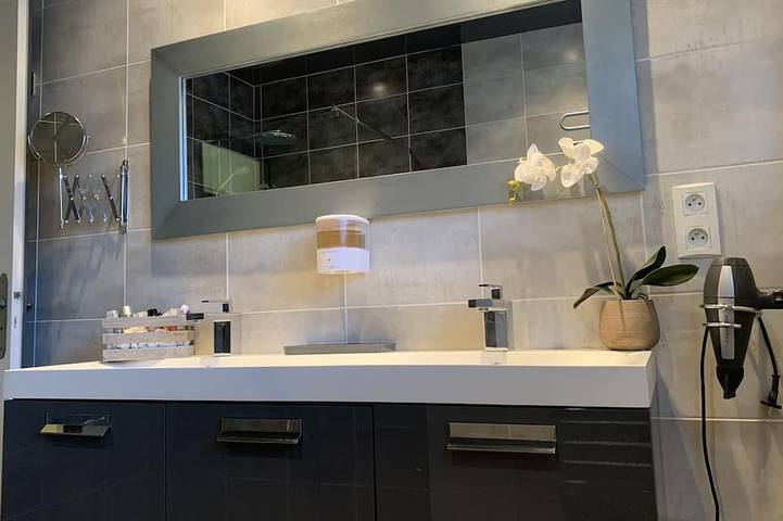 Location de vacances pour 5 personnes, avec jardin et jacuzzi à Saint-André - 2