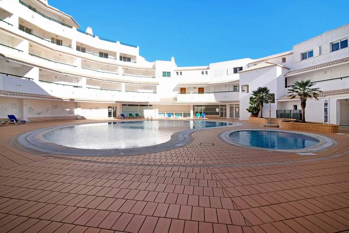 Holiday apartment for 6 people, with garden, with pets - 1