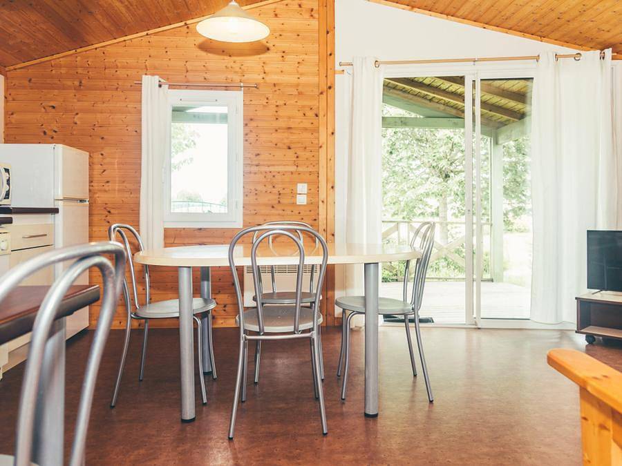 Les Hameaux de Miel - Chalet 2 personnes - 2 personnes in Beynat, Région de Brive-la-Gaillarde
