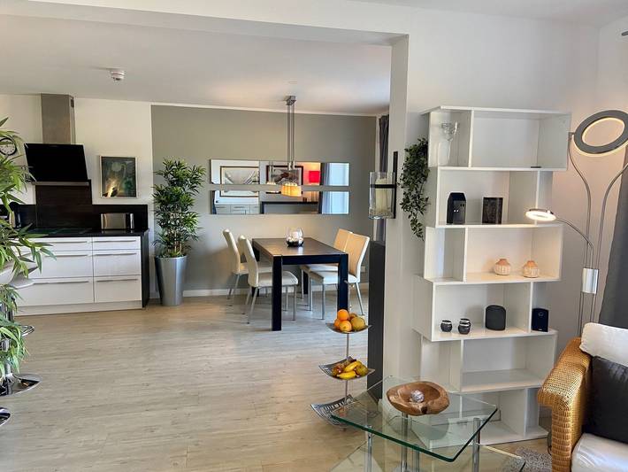 Ferienwohnung für 4 Personen, mit Balkon/Terrasse und Terrasse sowie Garten und Sauna