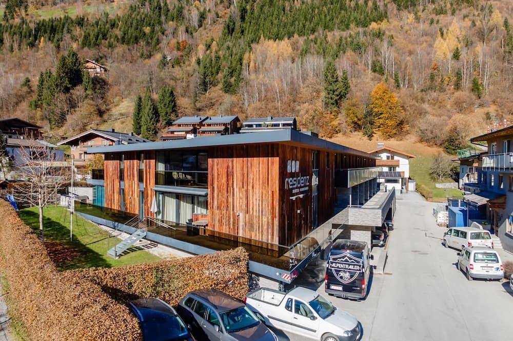 Ganze Wohnung, Stilvolle Ferienwohnung direkt am Skilift in Neukirchen am Großvenediger, Pinzgau