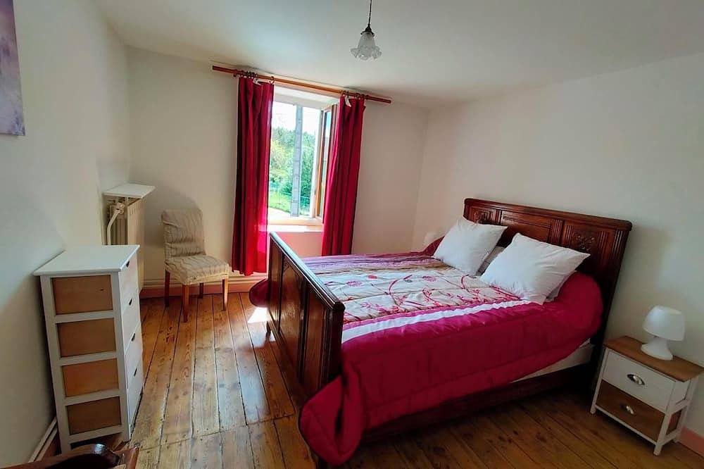 Maison de campagne à 15 minutes du lac de Vassivière in Saint-Yrieix-la-Montagne, Parc Naturel Régional de Millevaches en Limousin