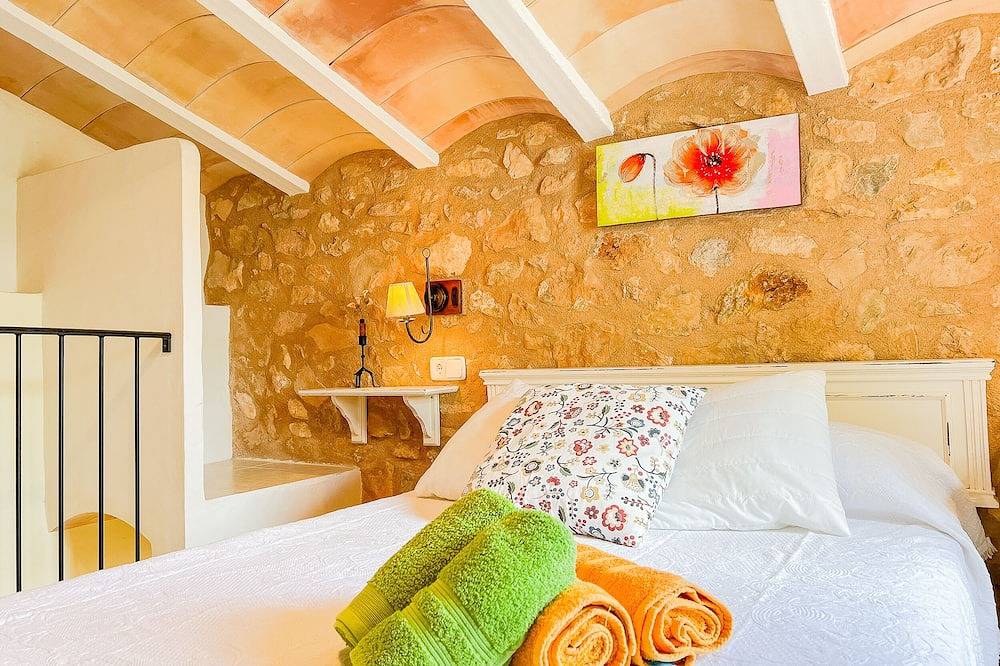 Charming Villa Can Xesquet in s'Horta, Felanitx