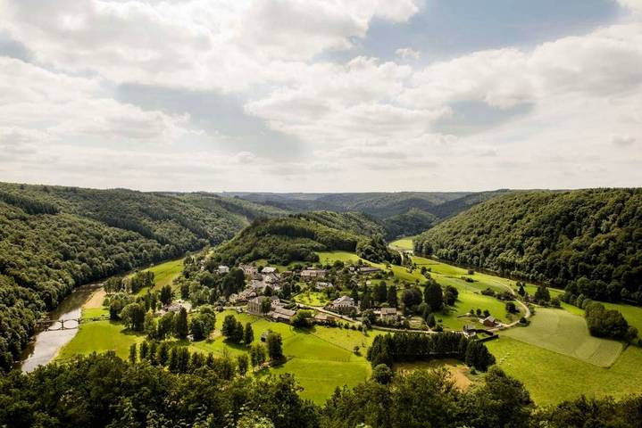 Location de vacances pour 3 personnes, avec terrasse et jardin à Rochehaut - 3