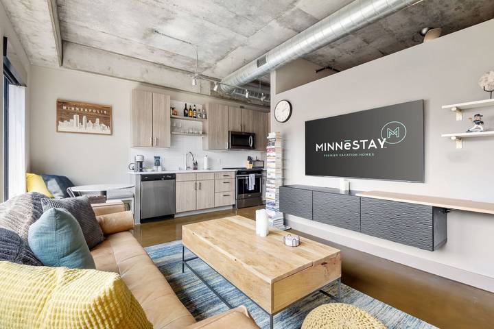 Vacation rental for 2 people, with balcony in Minneapolis