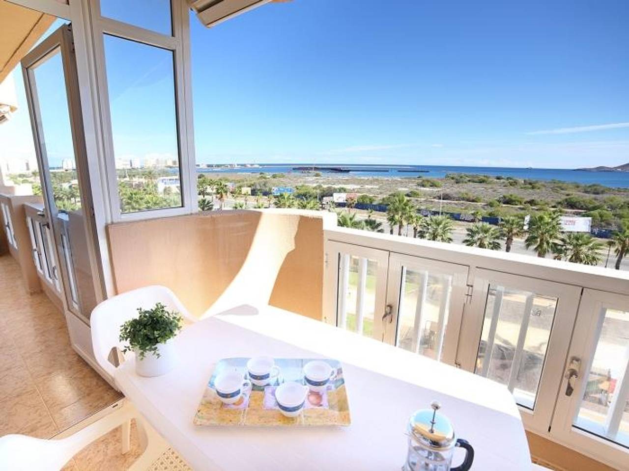 Entire apartment, Beautiful apartment with sea views in San Javier in Los Miradores del Puerto, San Javier