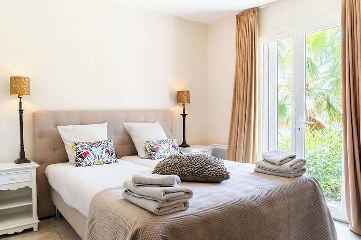 Location de vacances pour 6 personnes, avec jacuzzi et jardin ainsi que piscine et terrasse, animaux acceptés à Pouzols-Minervois - 3