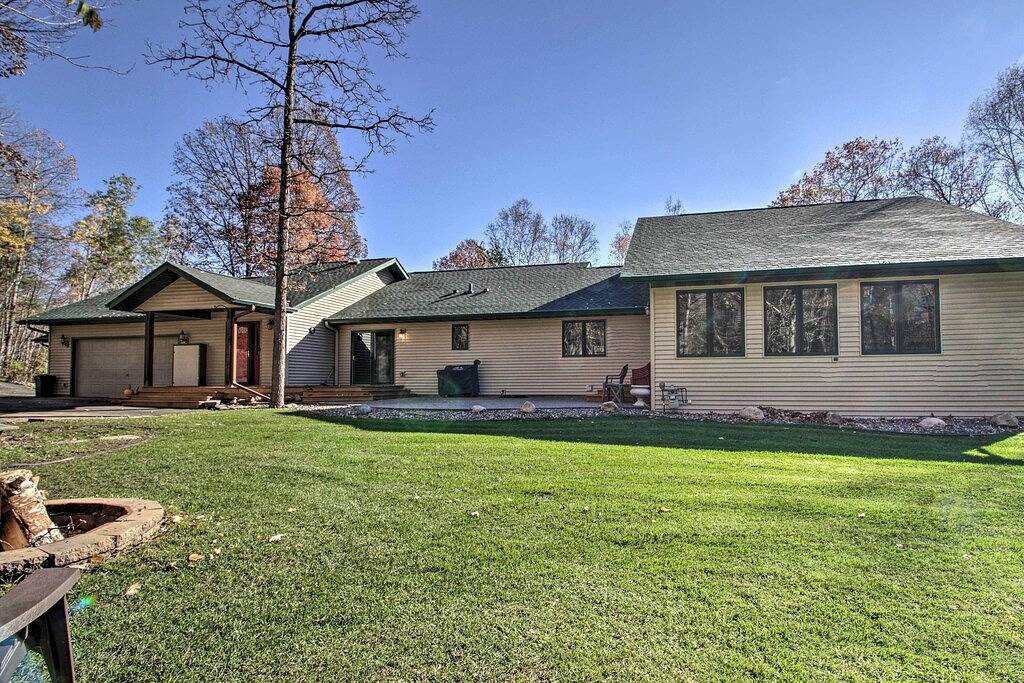 Cabin w/ Fire Pit & Movie Room, 1 Mi to Lake in Breezy Point, Crow Wing County