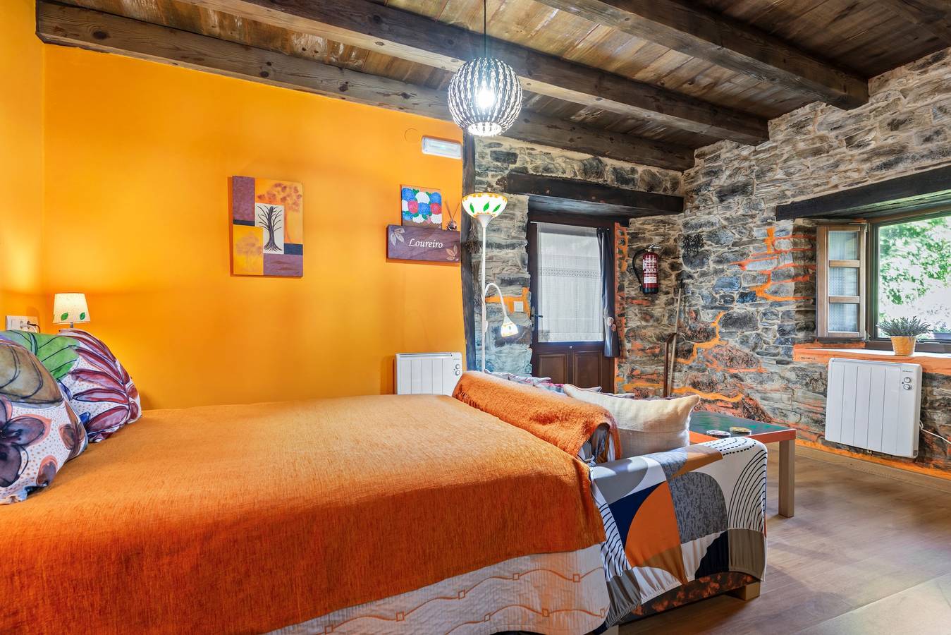 Vakantiehuis 'Loureiro' met uitzicht op de bergen, gedeeld terras en wifi, foto 11