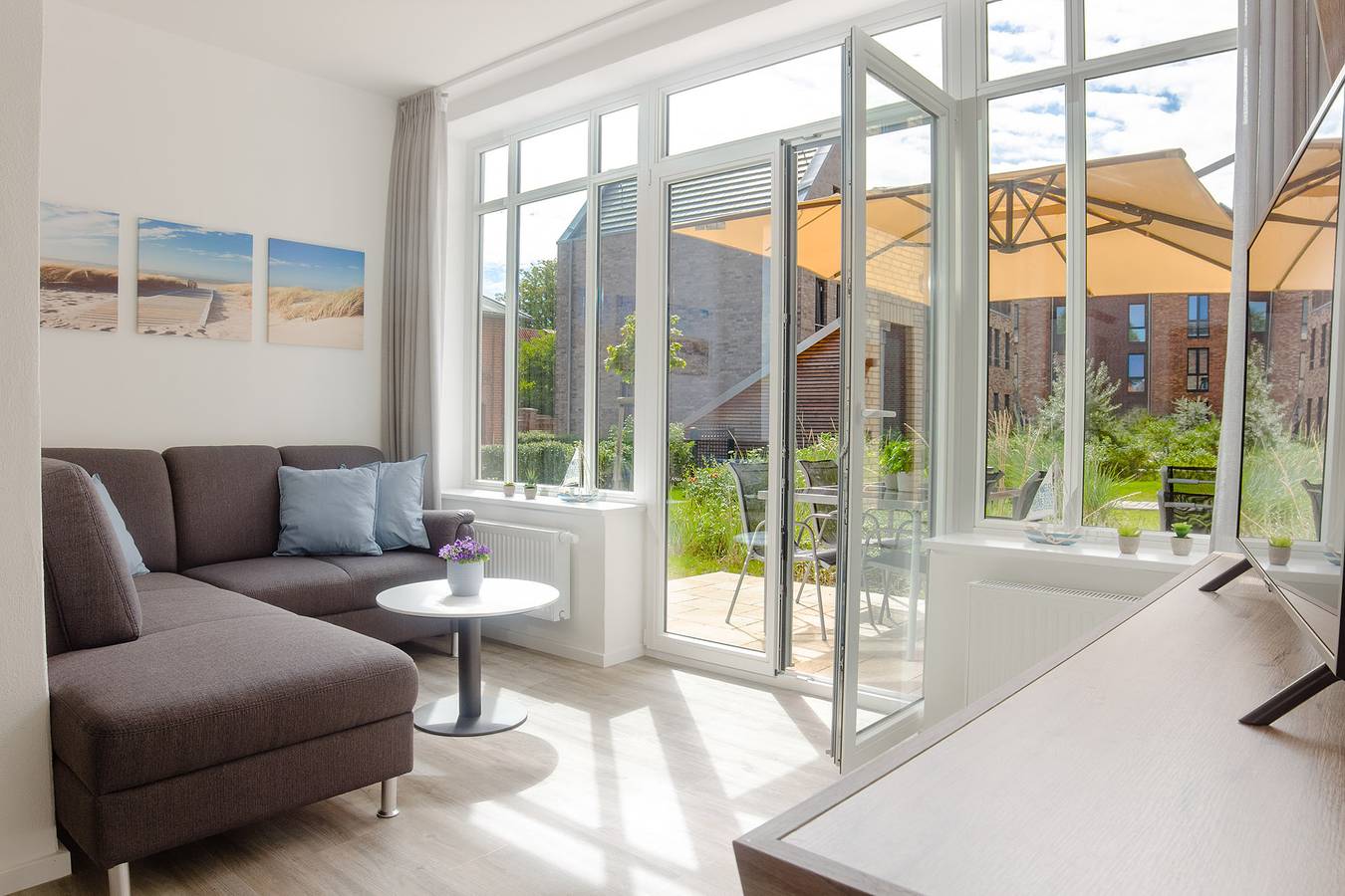 Entire holiday apartment, Gutshaus in Heiligenhafen, East Holstein