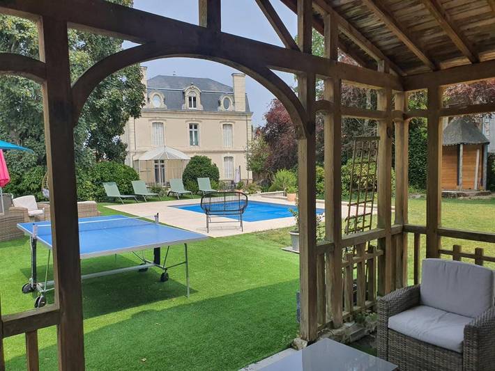 Chambre d’hôte pour 2 personnes, avec vue ainsi que piscine et jardin à Parthenay - 4