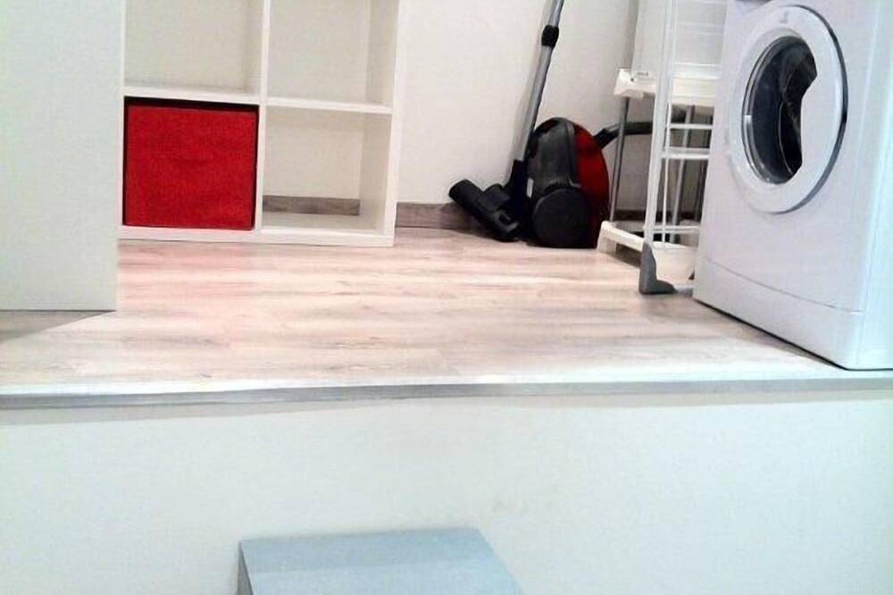 Geheel appartement, Mooie Studio Mezzanine 300M Van De Zee in Nice, Nice en omgeving