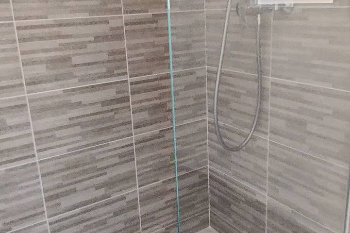 Ganze Wohnung, Beautiful 3-Bedroom Apartment in the Village Center in a New Building in Solliès-Pont, Mittelmeerküste (Frankreich)