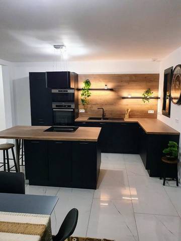 Gîte pour 4 personnes, avec terrasse et jardin à Savigné-l'Évêque