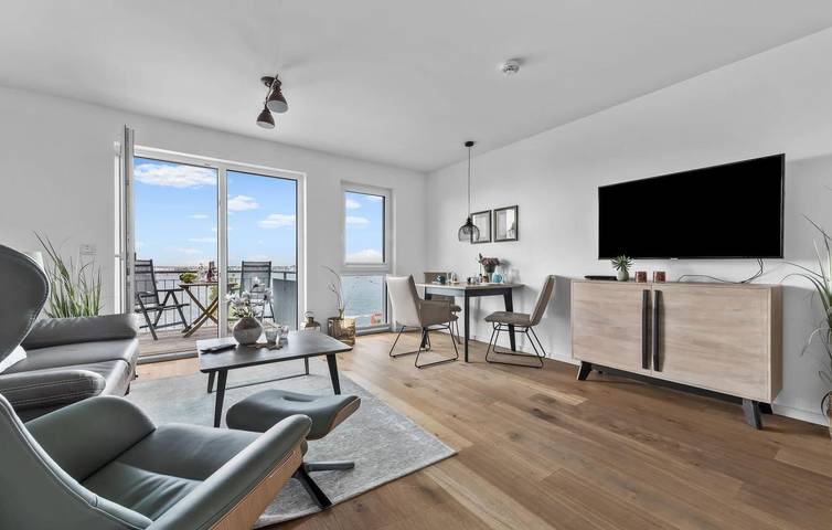 Ganze Ferienwohnung, Appartement mit Meerblick, Terrasse und Parkplatz in Olpenitz, Kappeln