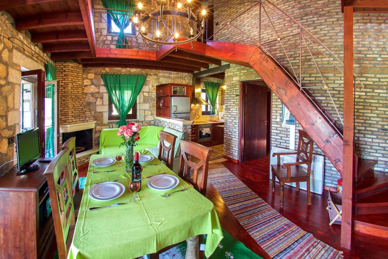 Villa für 4 Personen mit Terrasse in Platrithias, Griechenland