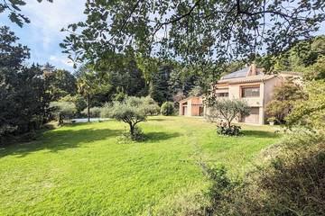 Gîte pour 10 personnes à Lasalle