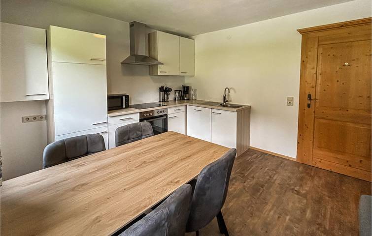 Ganze Ferienwohnung, City Center Apartment - Kostenloses Parken, Internet und mehr! in Roppen, Bezirk Imst