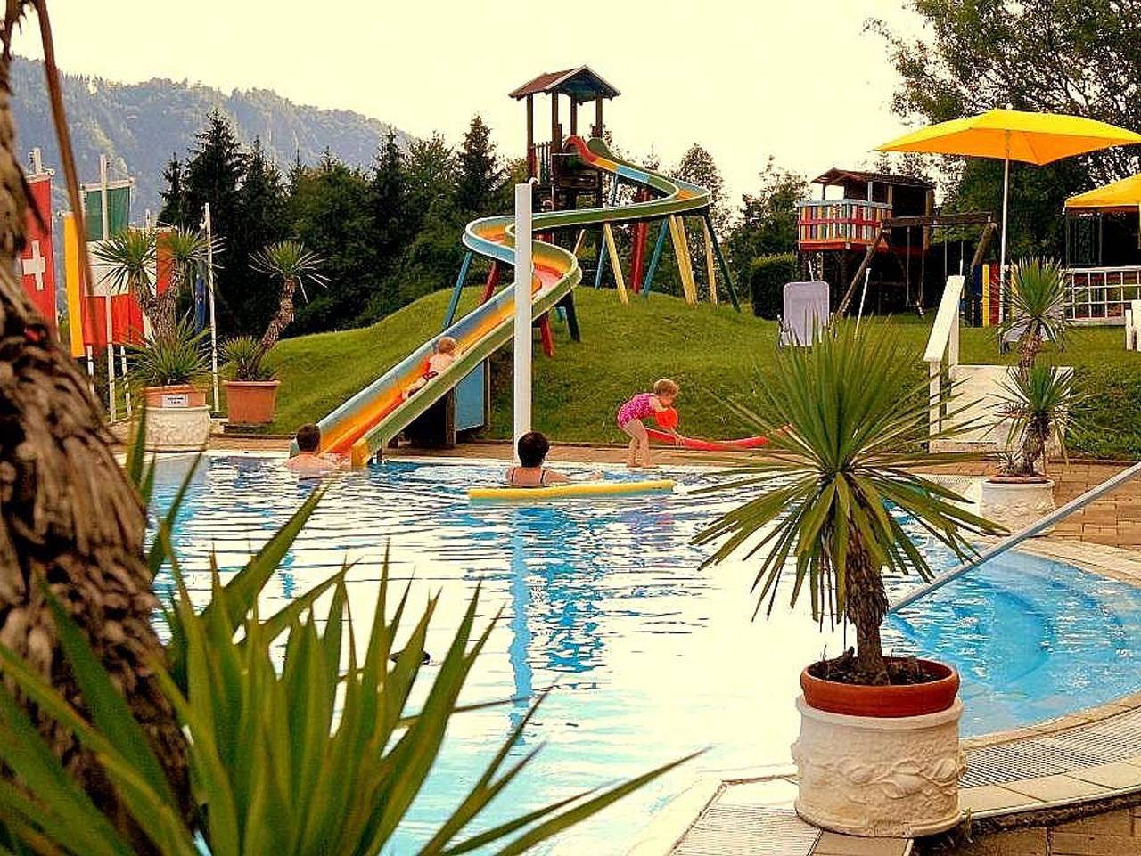 All-Inclusive Hotel Sonnenhügel**** - Einzelzimmer mit Seeblick - Übernachtung/Frühstück in Treffen am Ossiacher See, Gerlitzen