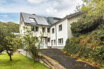 Ferienhaus für 27 Personen, mit Garten, mit Haustier in der Südeifel