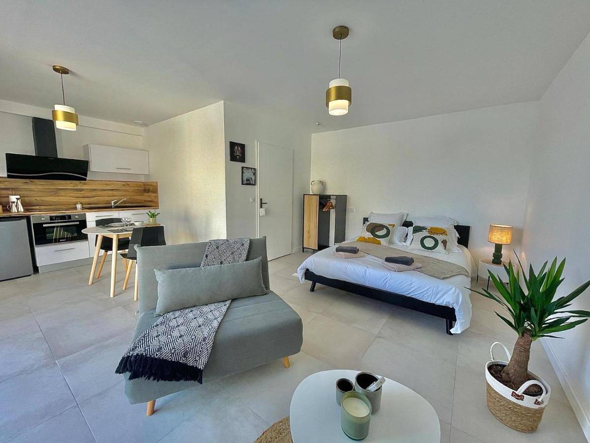Studio Apartment in Lunel-Viel, Côte méditerranéenne (France)