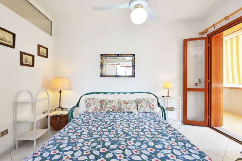 Ganze Wohnung, Casa Gabriella: Your bright, airy, and perfect spot to relax in Porto Azzurro, Toskanischer Archipel