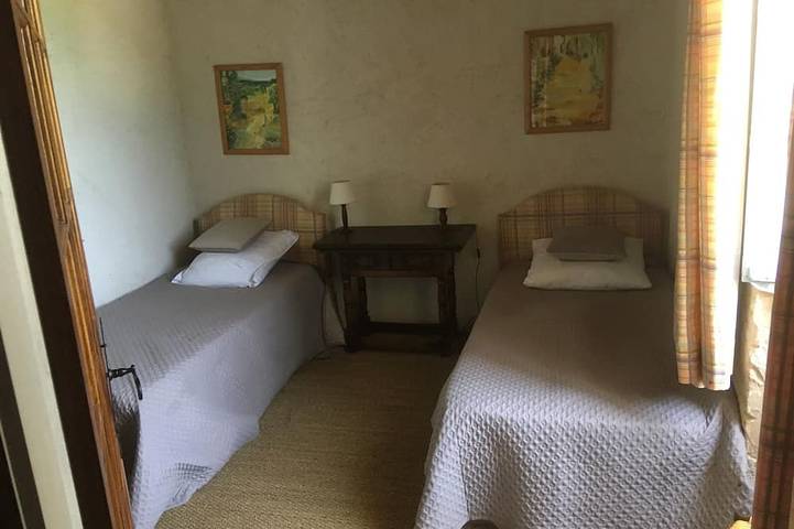 Location de vacances pour 6 personnes, avec terrasse à Capdrot - 2